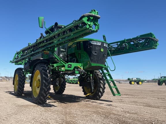 Image of John Deere 412R Primary image