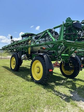 Image of John Deere 412R equipment image 3