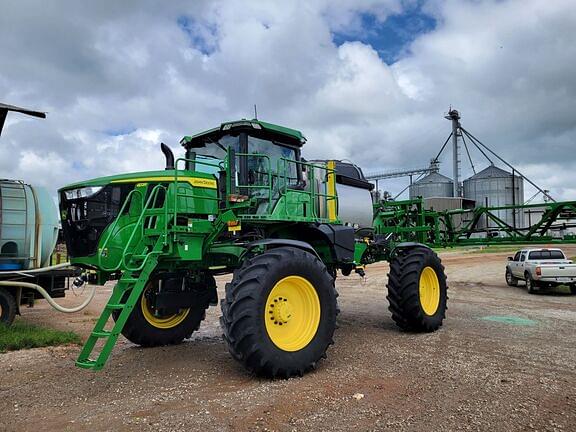 Image of John Deere 412R Primary image