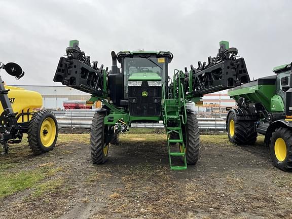 Image of John Deere 412R equipment image 1