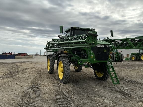 Image of John Deere 412R equipment image 2