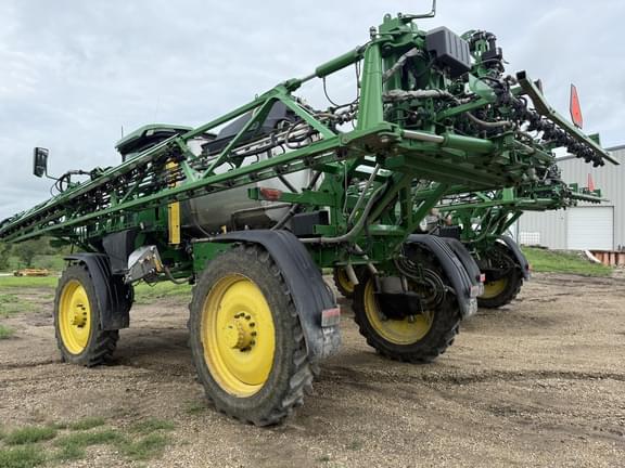 Image of John Deere 412R equipment image 3