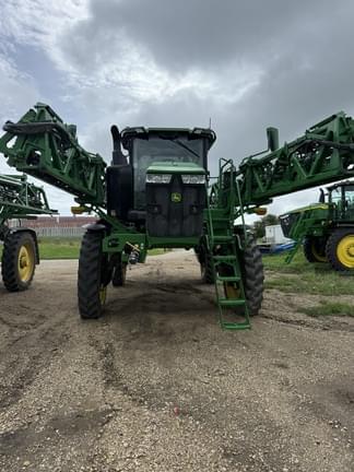 Image of John Deere 412R equipment image 1