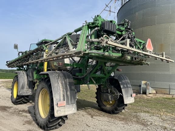 Image of John Deere 412R equipment image 3