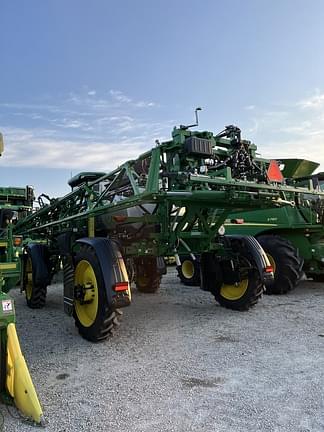 Image of John Deere 412R equipment image 2