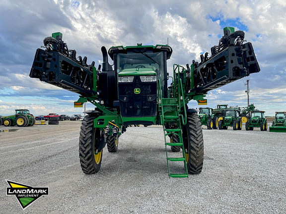 Image of John Deere 412R equipment image 1