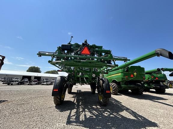 Image of John Deere 412R equipment image 2