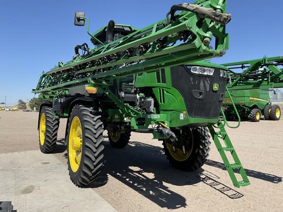 Image of John Deere 412R Primary image
