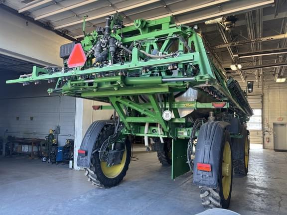 Image of John Deere 412R equipment image 4