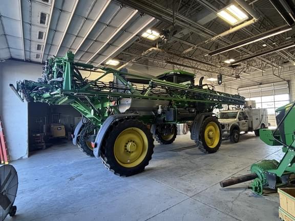 Image of John Deere 412R equipment image 2