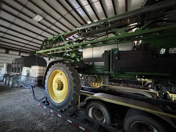Image of John Deere 412R equipment image 2