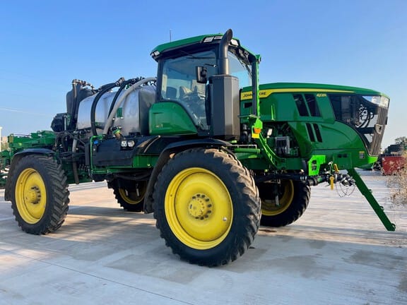 Main image John Deere 412R