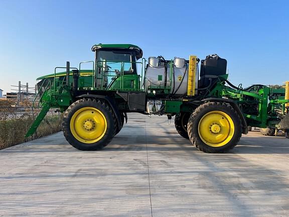 Image of John Deere 412R equipment image 1