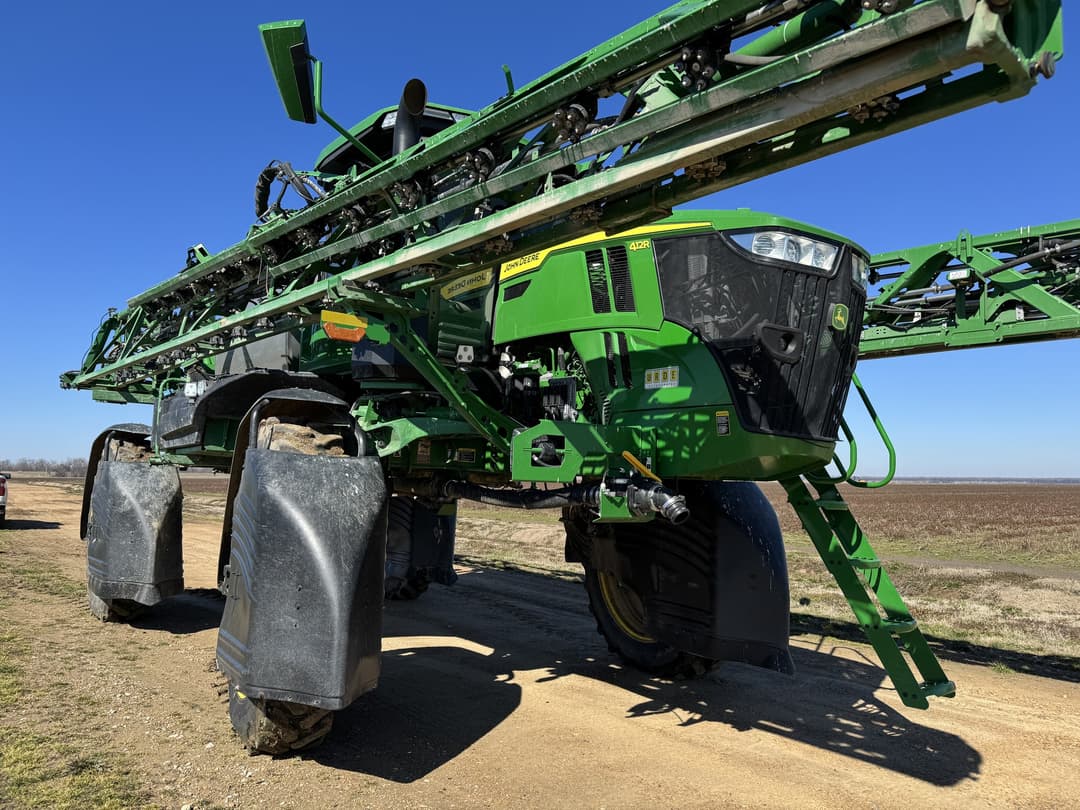 Image of John Deere 412R Image 1