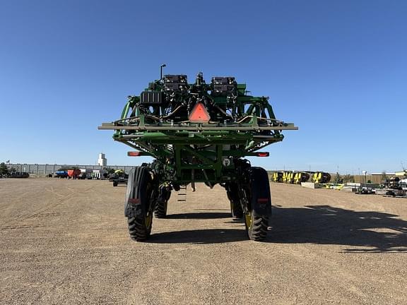 Image of John Deere 412R equipment image 3