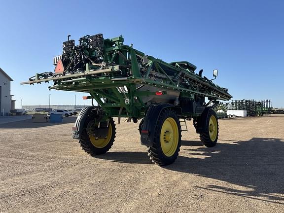 Image of John Deere 412R equipment image 4