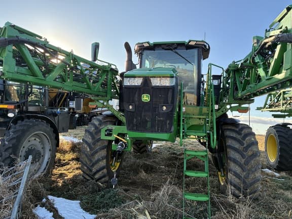 Image of John Deere 412R equipment image 1