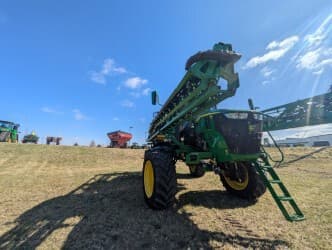 Image of John Deere 412R equipment image 2