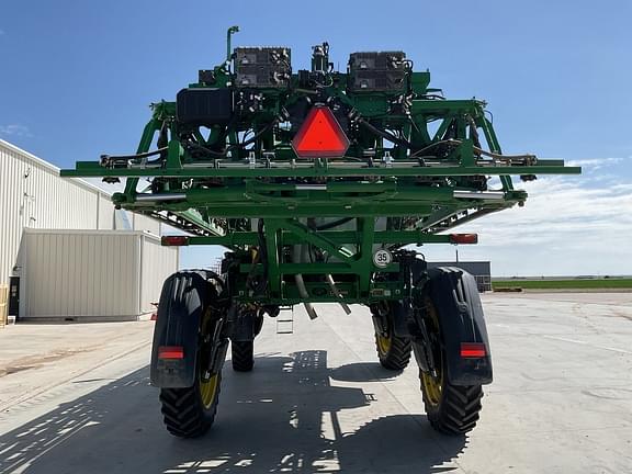Image of John Deere 412R equipment image 3