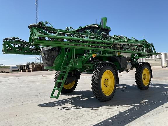 Image of John Deere 412R Primary image
