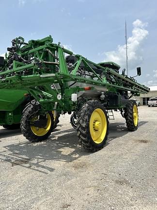 Image of John Deere 412R equipment image 4