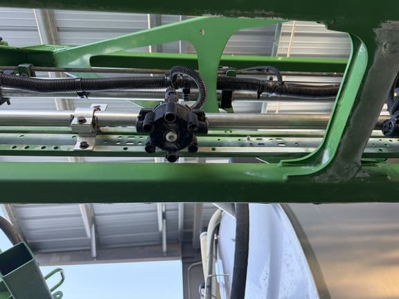 Image of John Deere 412R equipment image 2