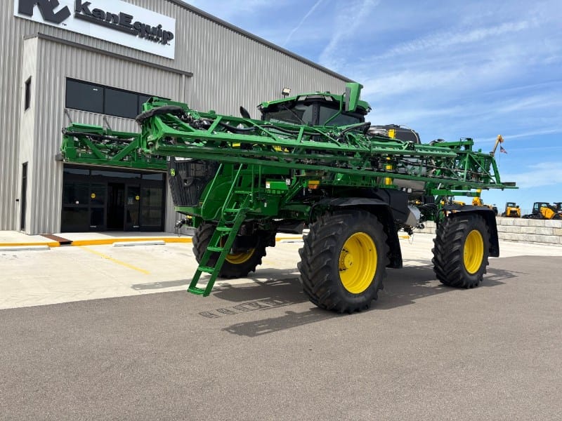 2023 John Deere 412R Equipment Image0