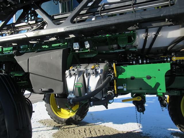 Image of John Deere 412R equipment image 1