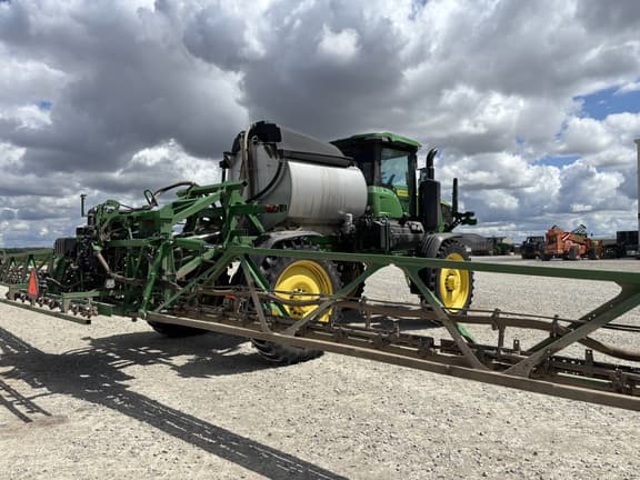 Image of John Deere 412R equipment image 2