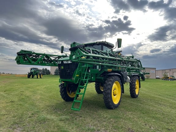 Main image John Deere 412R