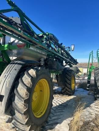 Image of John Deere 412R equipment image 3