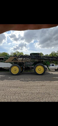 Image of John Deere 412R equipment image 3