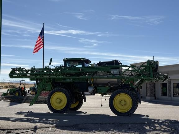Image of John Deere 412R equipment image 1