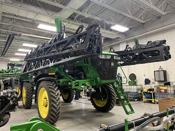 Main image John Deere 412R
