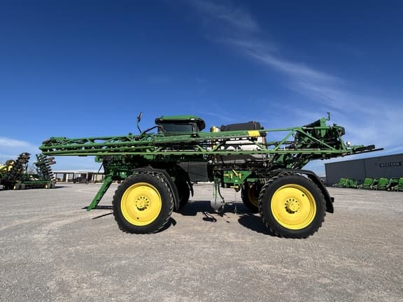 Image of John Deere 412R equipment image 1
