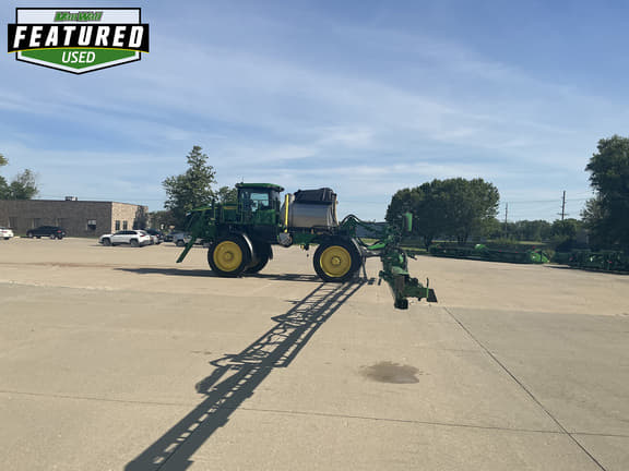 Image of John Deere 412R equipment image 4