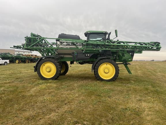 Image of John Deere 412R equipment image 2