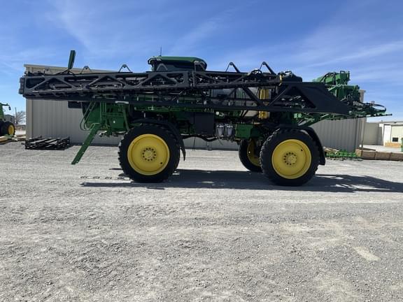 Image of John Deere 412R equipment image 1