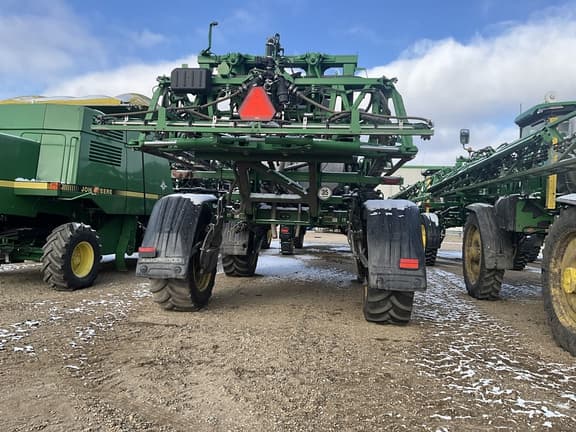 Image of John Deere 412R equipment image 4