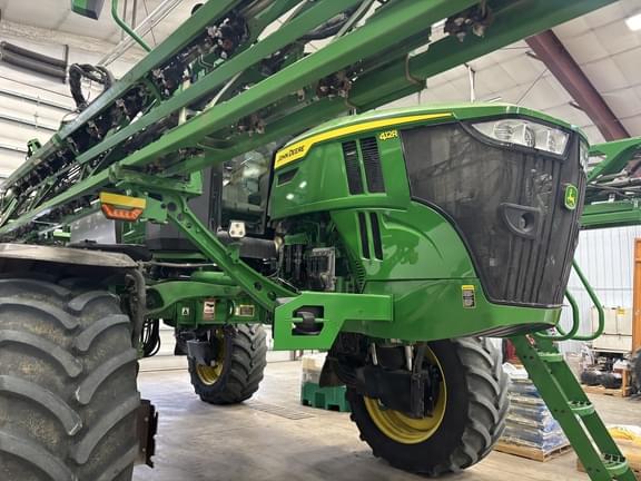 Image of John Deere 412R Image 0