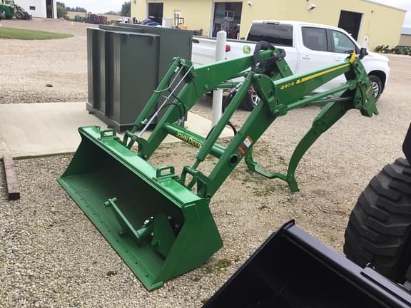 Image of John Deere 440R Primary image