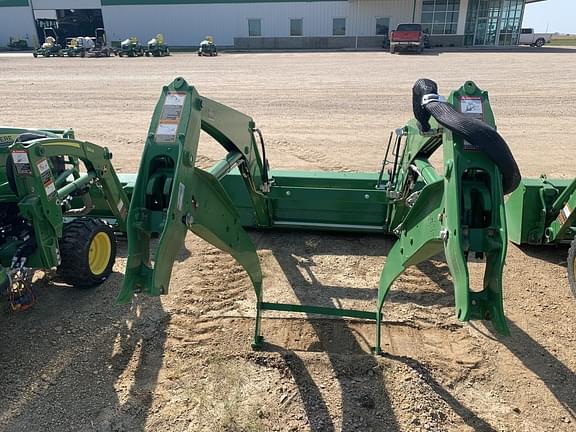 Image of John Deere 440R equipment image 3