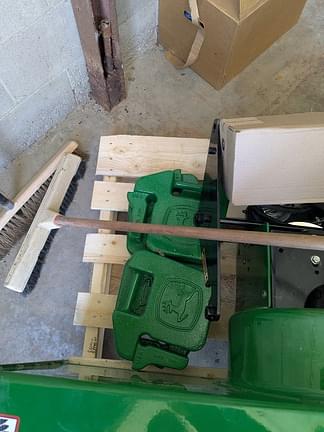 Image of John Deere 44" Snowblower equipment image 4