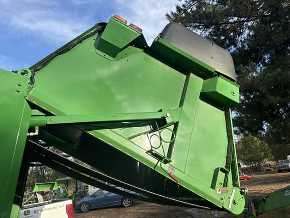 Image of John Deere 450E equipment image 1