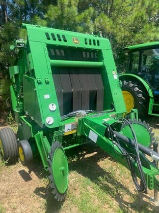 Image of John Deere 450E equipment image 1
