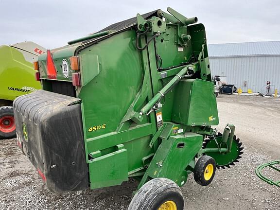 Image of John Deere 450E equipment image 3