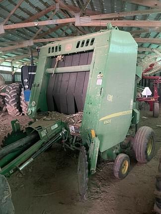 Image of John Deere 450E equipment image 4