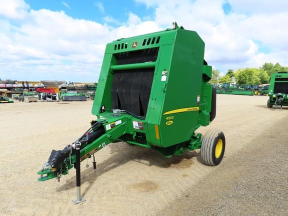 Image of John Deere 450E equipment image 2