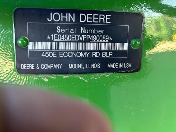 Image of John Deere 450E equipment image 2