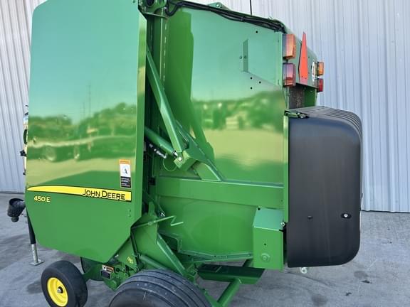 Image of John Deere 450E equipment image 4